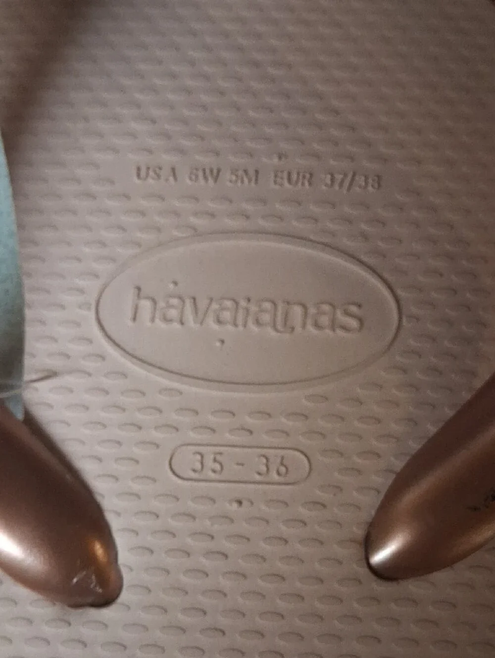 BNWT Havaianas Women’s FLIP FLOP SIZE 6 IN BALLET ROSE